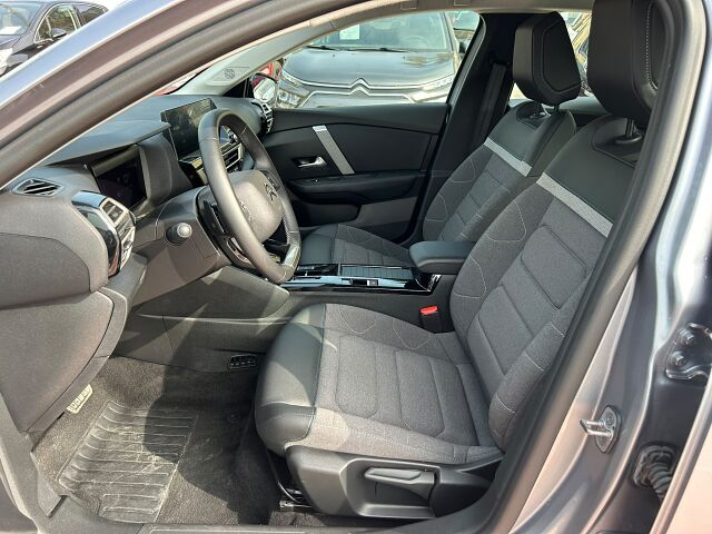 CITROEN C4 HYBRID PLUS 1.2 E-THP AUTO SPANISH LHD IN SPAIN ONLY 17000 MILES 2024